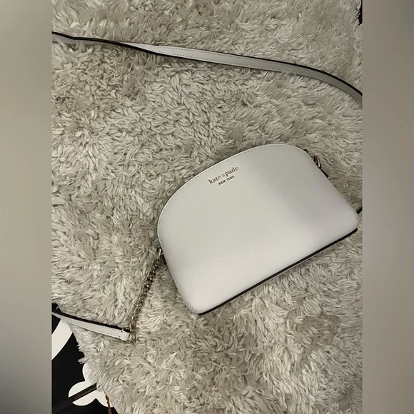 Kate Spade Crossbody in Cream/White color. - Picture 9 of 10